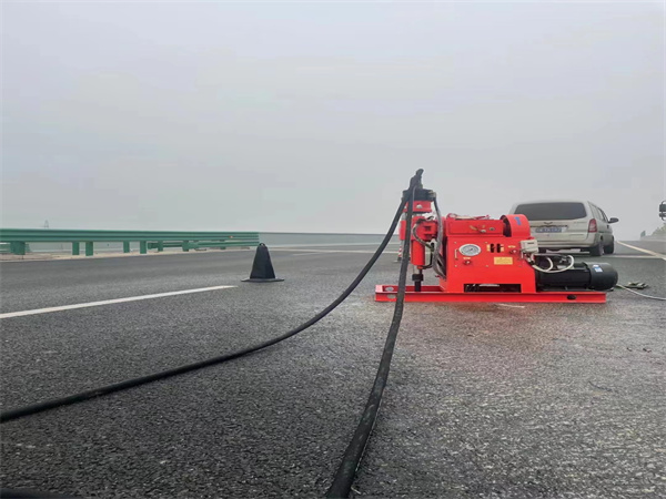 龙岩马路路基路面开裂下沉注浆加固灌浆